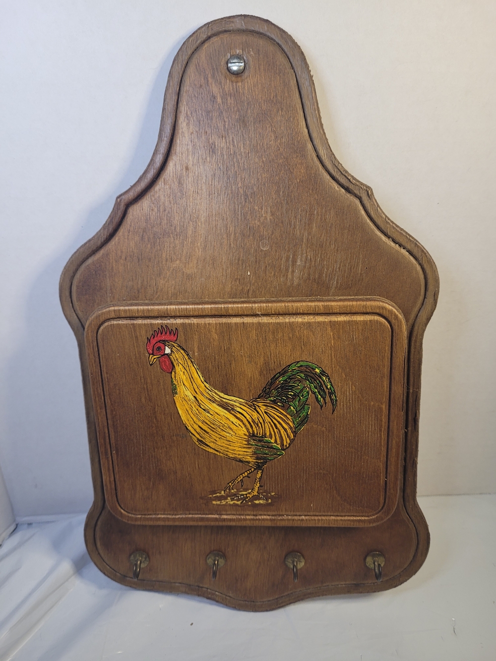 Vintage Wooden Key Holder With Rooster Wall Hanger (A1)